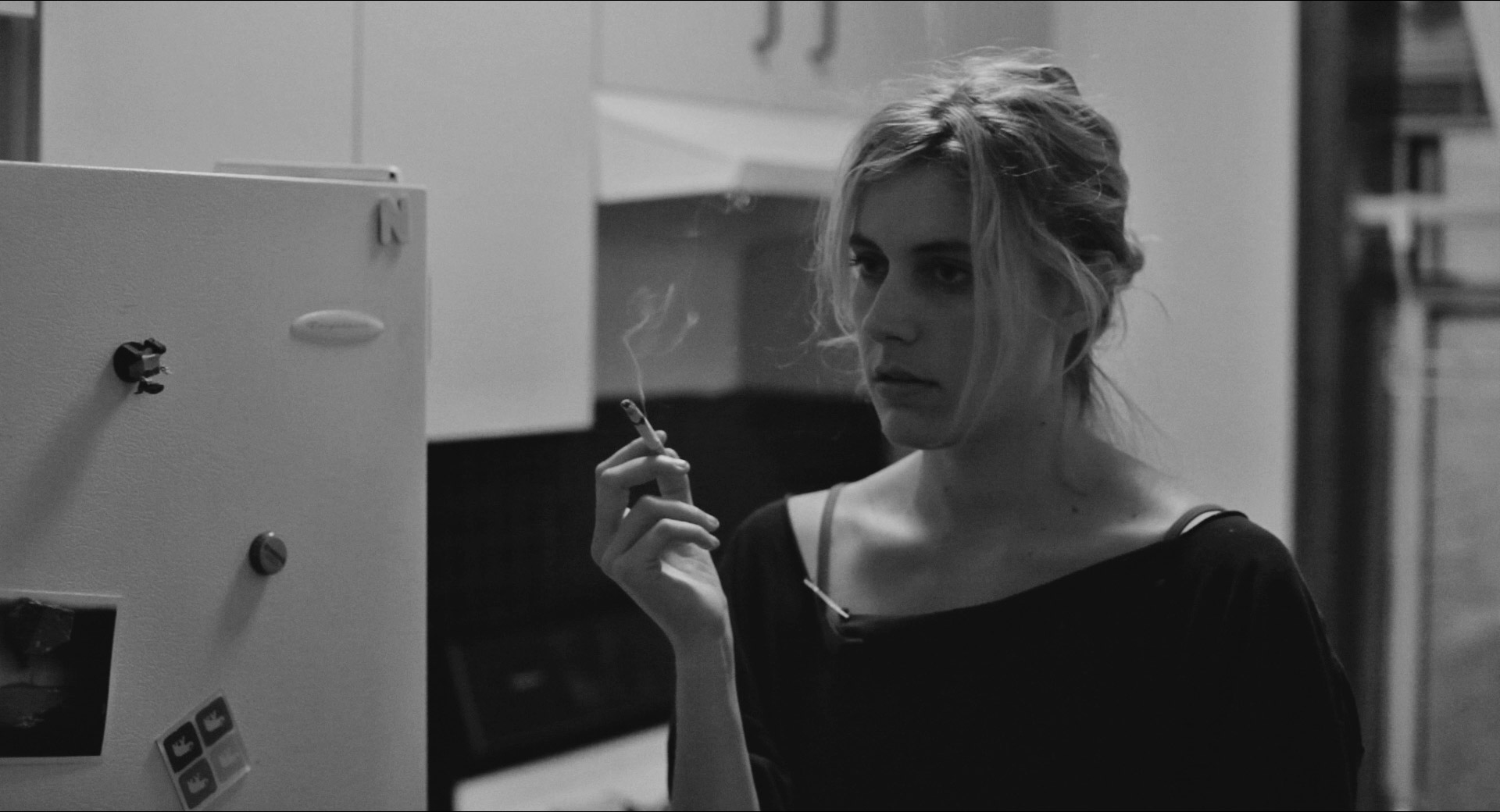 Frances Ha Smoking